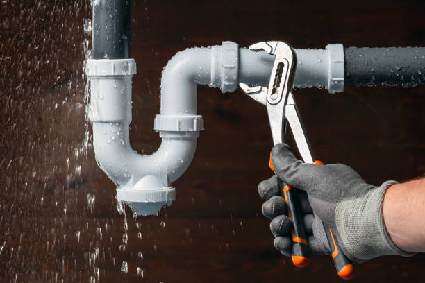 Professional Leak Detection technician working in Littleton, MA